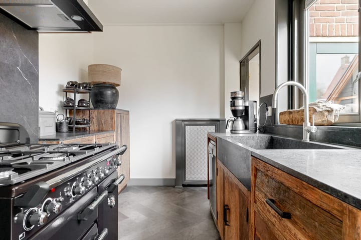 Foto 13 van Julianalaan 5