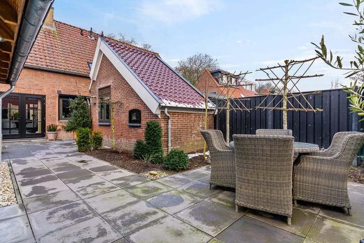 Foto 29 van Julianalaan 5