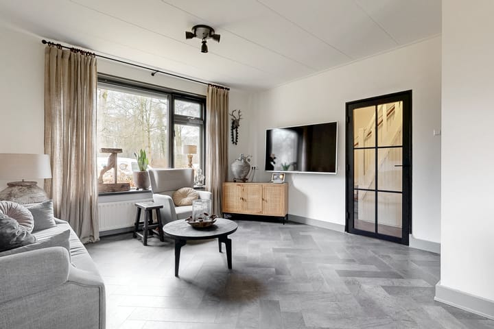 Foto 6 van Julianalaan 5