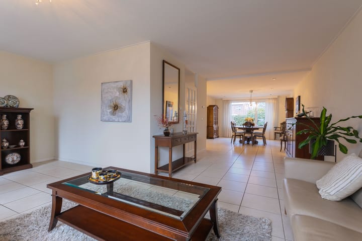 Photo 3 of Jochems 22