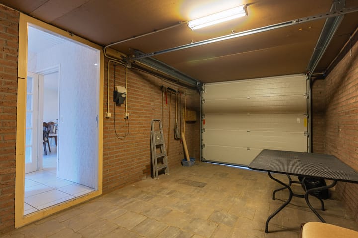 Photo 15 of Jochems 22