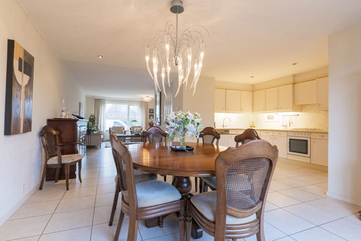 Photo 11 of Jochems 22