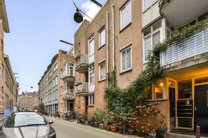 Photo 2 of Egelantiersstraat 236-B