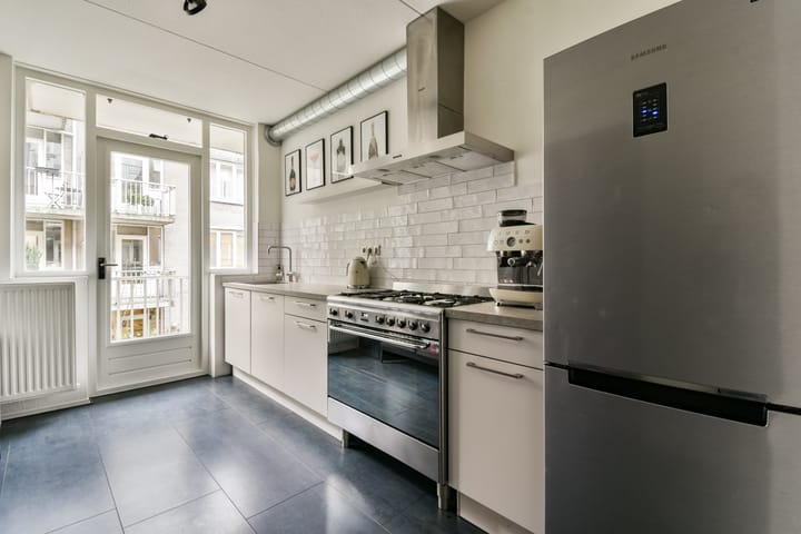 Photo 9 of Egelantiersstraat 236-B