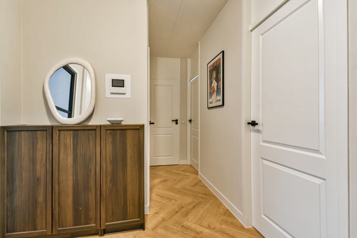 Photo 12 of Egelantiersstraat 236-B