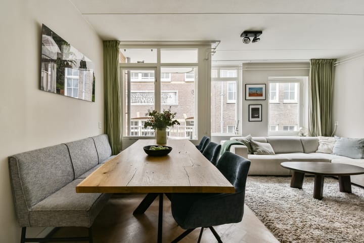 Photo 3 of Egelantiersstraat 236-B