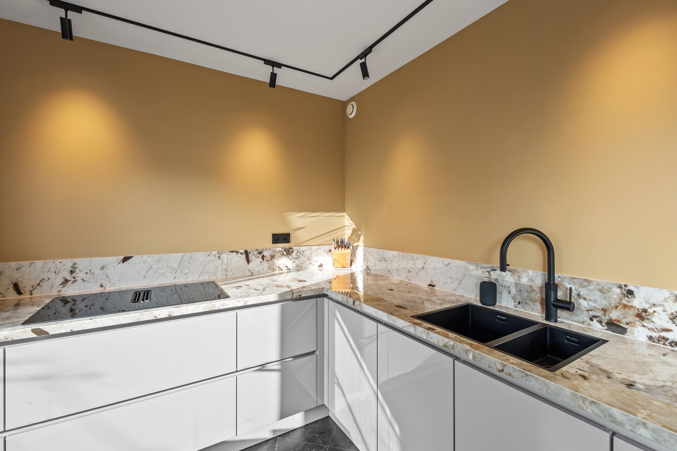 Foto 15 van Fuchsiaberg 16