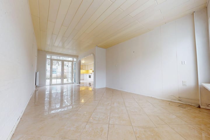 Photo 15 of Hertog Albrechtstraat 384