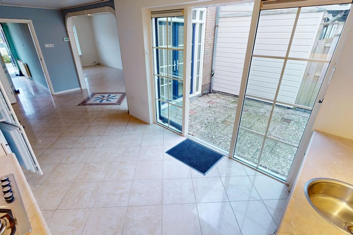 Photo 23 of Hertog Albrechtstraat 384