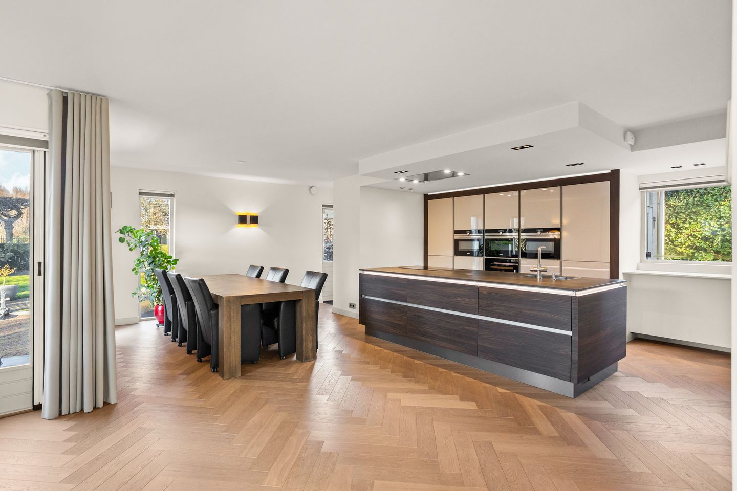 View photo 3 of Kweekgrasstraat 32-34