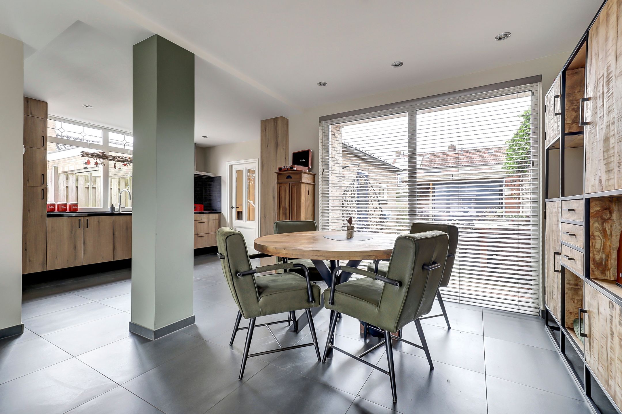 Photo 9 of Wilhelminastraat 6