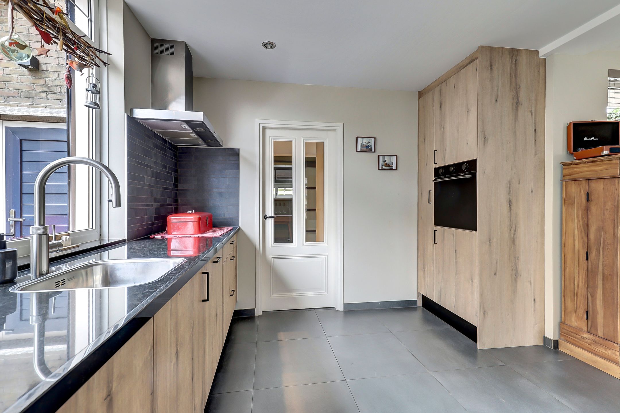 Photo 12 of Wilhelminastraat 6