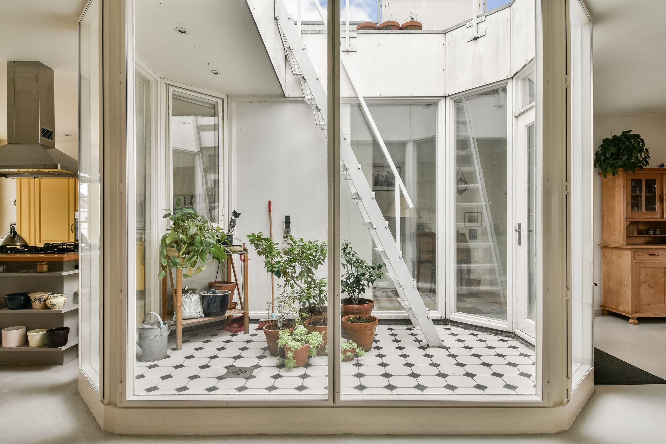 Foto 6 van Nieuwezijds Voorburgwal 294-4