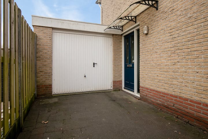 Foto 3 van Vliegersveld 13