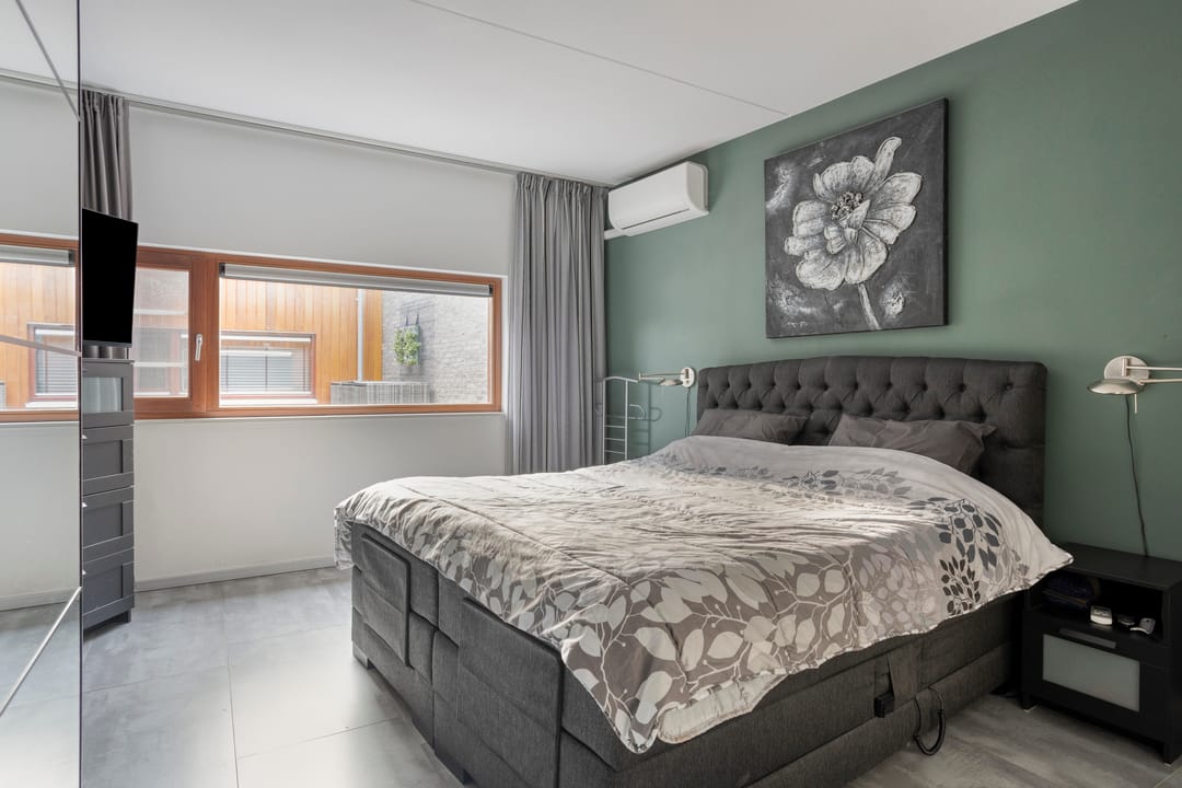 Foto 17 van Unastraat 73