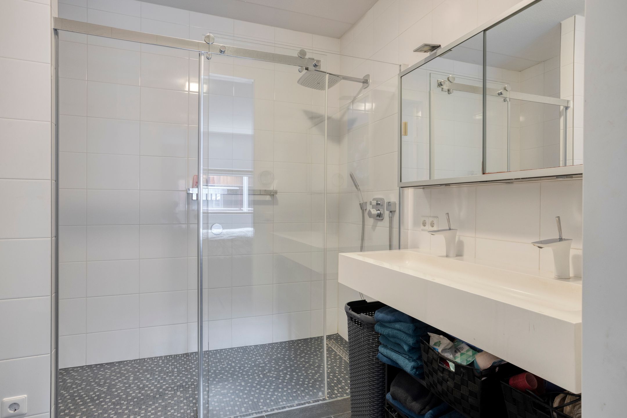 Foto 18 van Unastraat 73