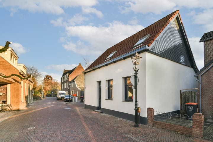 Photo 4 of Dorpsstraat 13