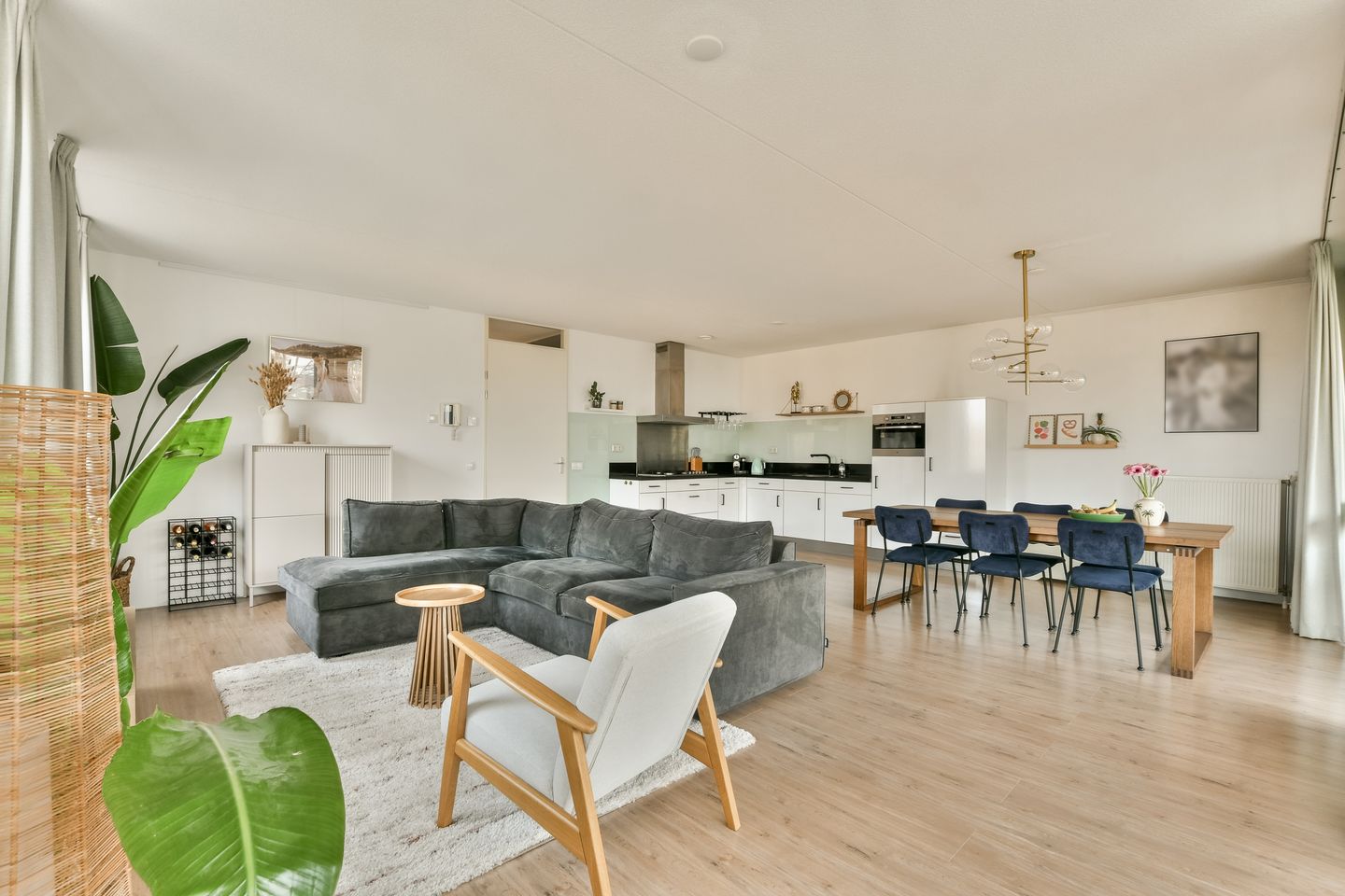 Photo 14 of Johan Hofmanstraat 321