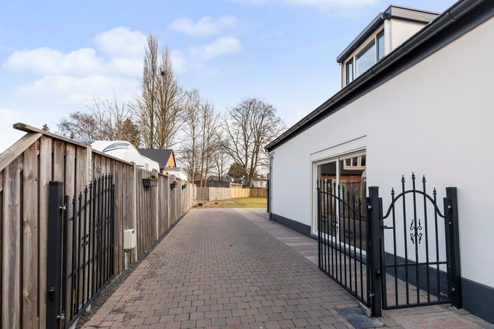 Photo 25 of Loseweg 12