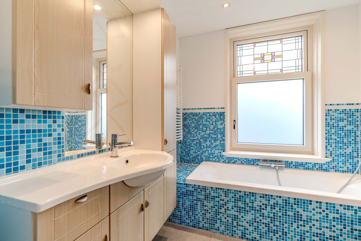 Foto 40 van Van Oldenbarneveltstraat 32