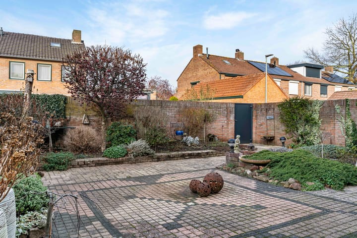 Photo 6 of Sloet van de Beelestraat 25