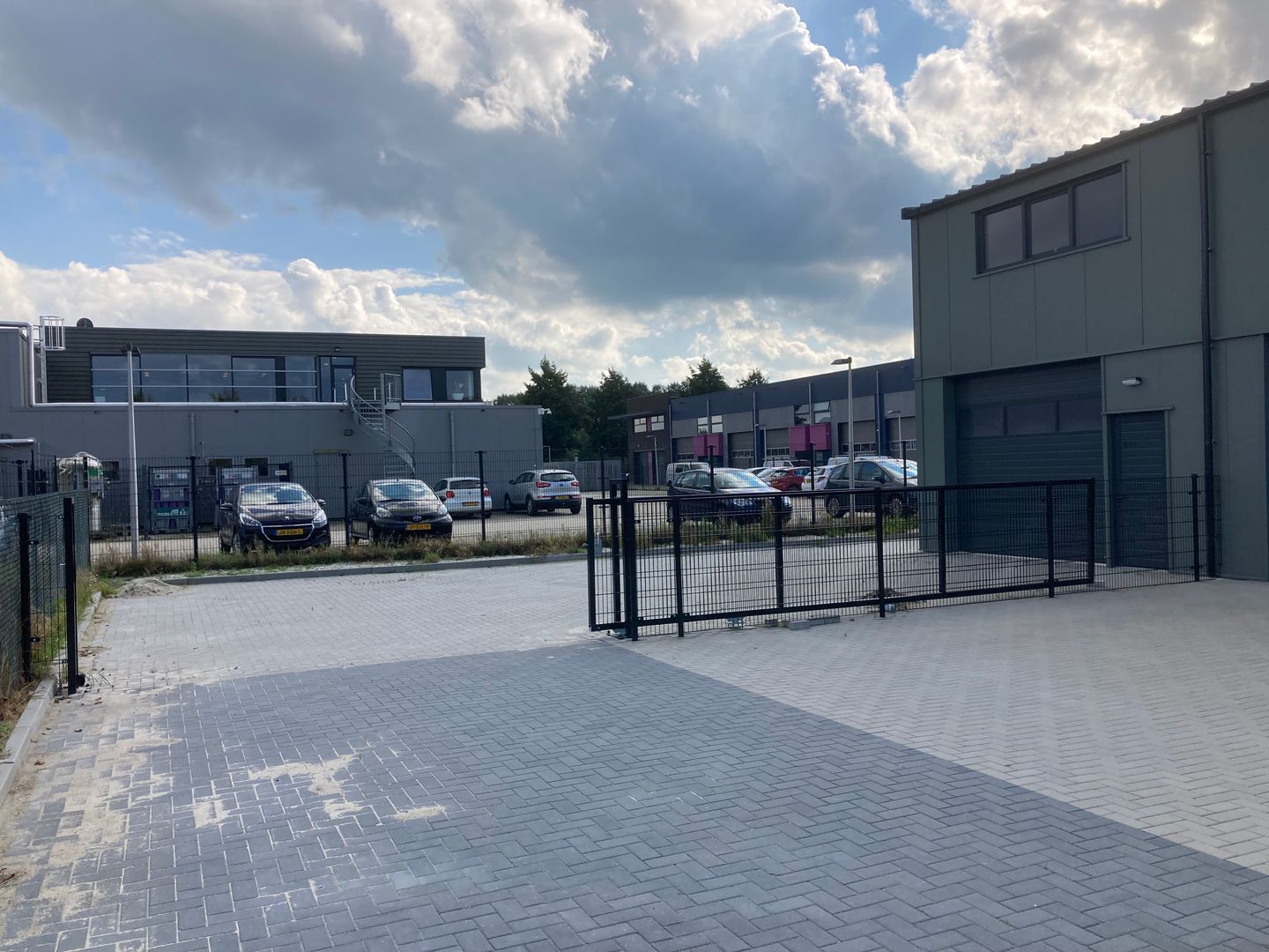 Bekijk foto 3 van Scholtenlaan 8-13