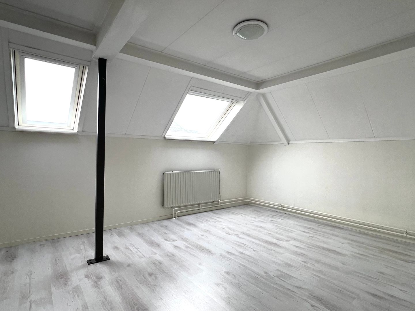 Foto 14 van Vrouwenhuisstraat 1-B