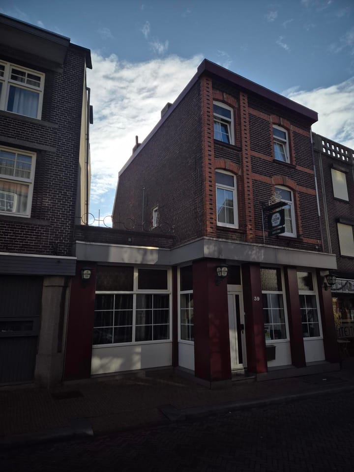 Photo 4 of Hoofdstraat 39