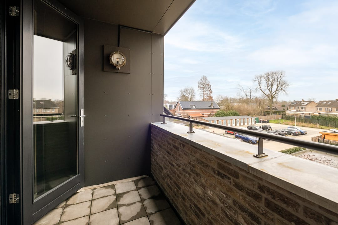 Foto 8 van Roosendaalsestraat 56-E