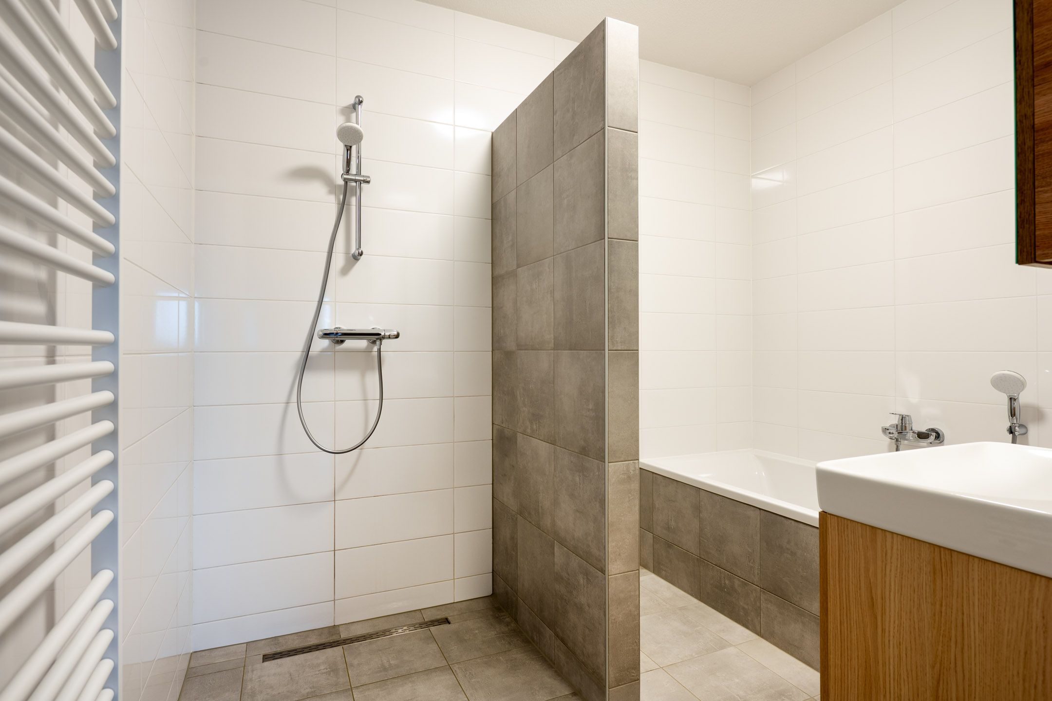 Foto 15 van Roosendaalsestraat 56-E