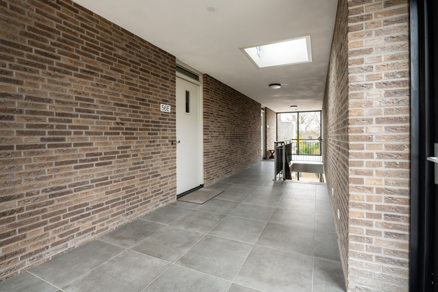 Foto 19 van Roosendaalsestraat 56-E