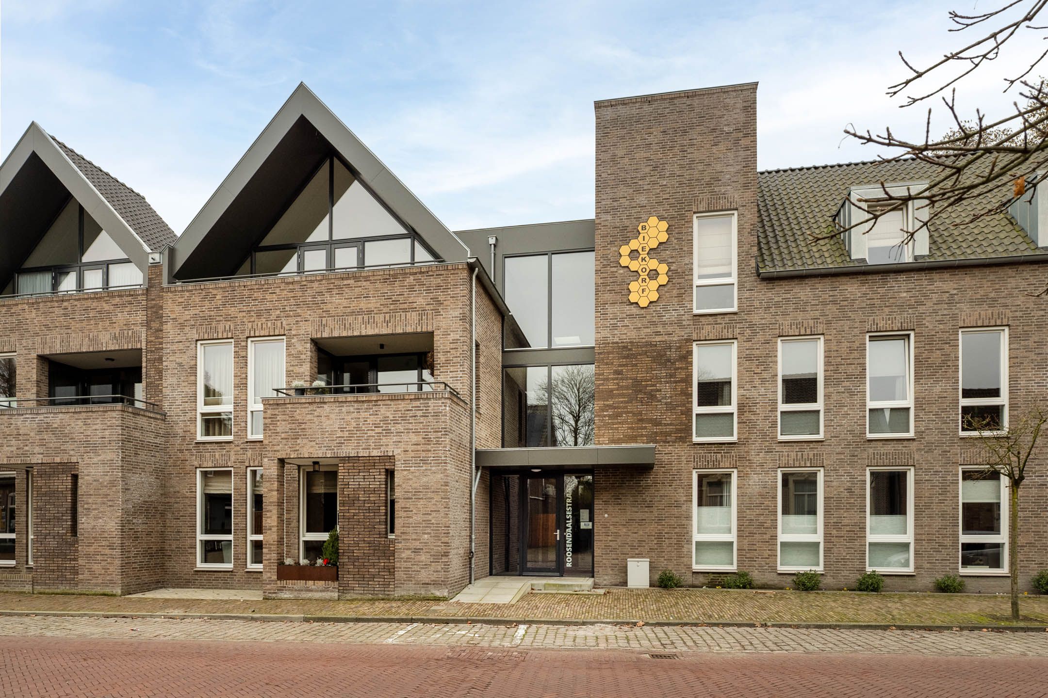 Foto 33 van Roosendaalsestraat 56-E