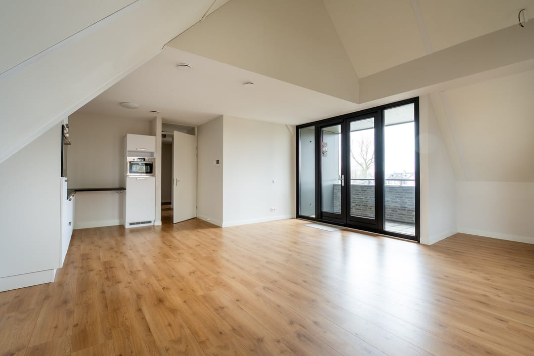 Foto 7 van Roosendaalsestraat 56-E