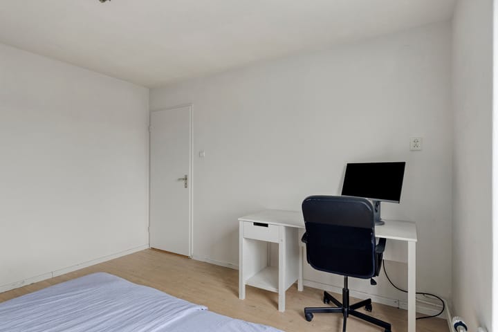 Photo 25 of Eikenlaan 59