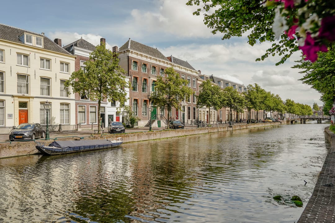 Photo 106 of Rapenburg 45