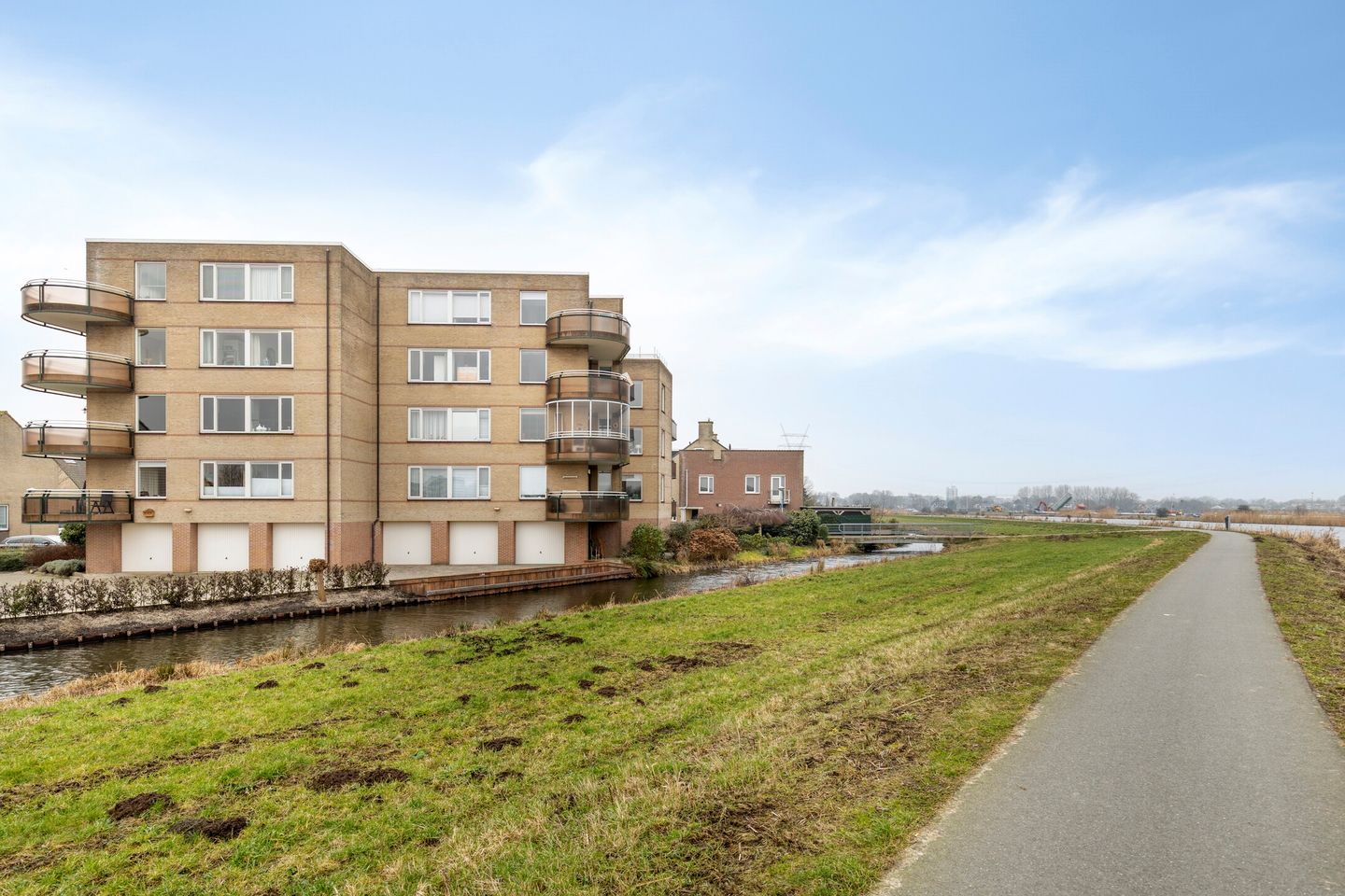 Photo 44 of Buitendijklaan 120