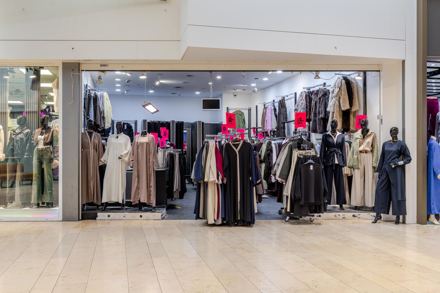 View photo 2 of Zuidplein Hoog 1002