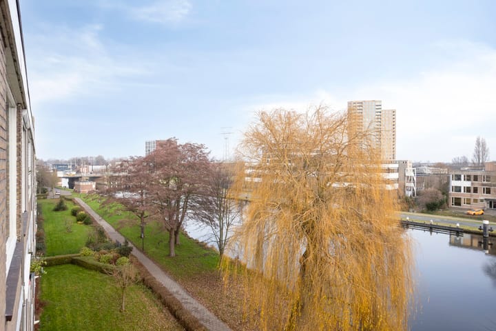 Foto 27 van Paramaribostraat 25