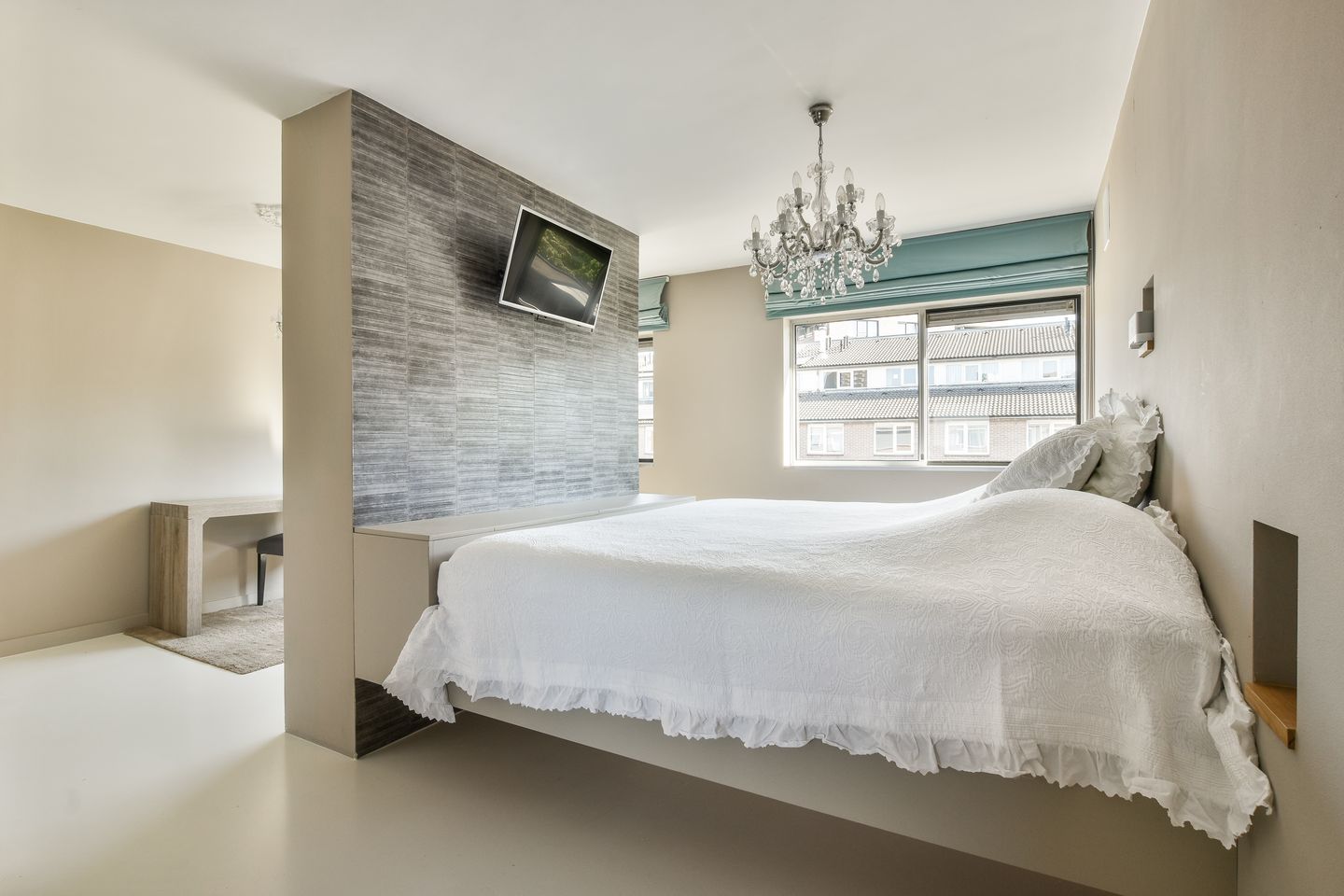 Photo 14 of Iwan Kantemanplein 28