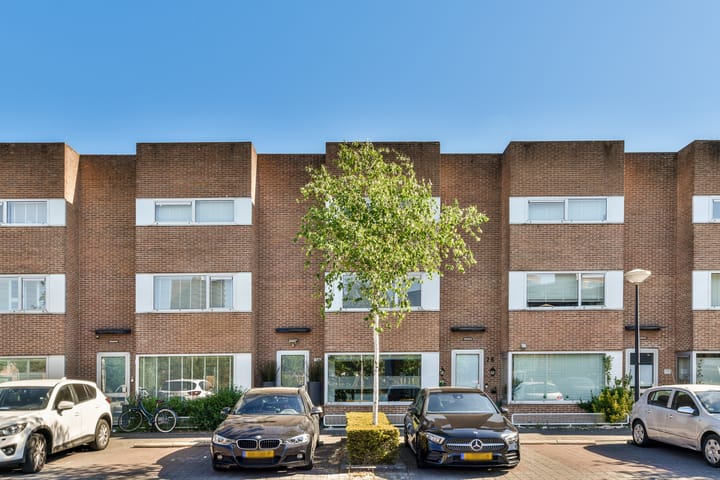 Foto 3 van Iwan Kantemanplein 28