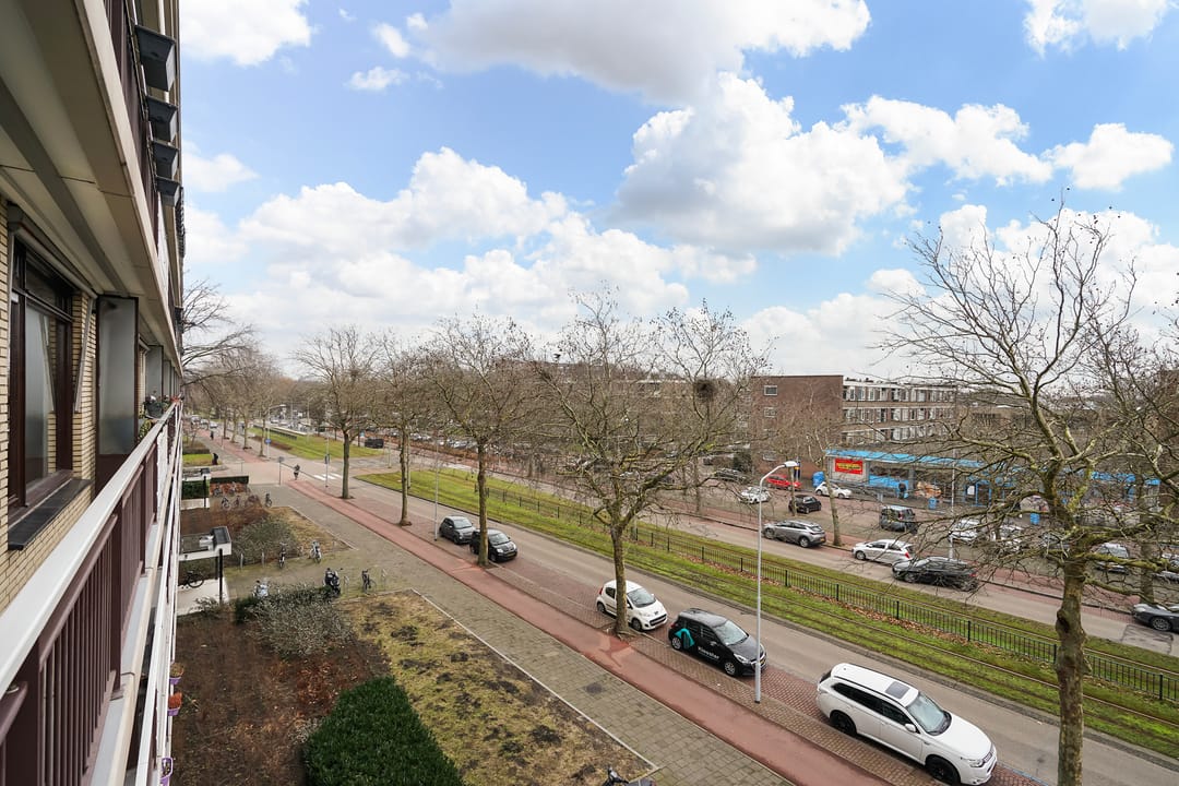 Foto 22 van Monseigneur van Steelaan 239