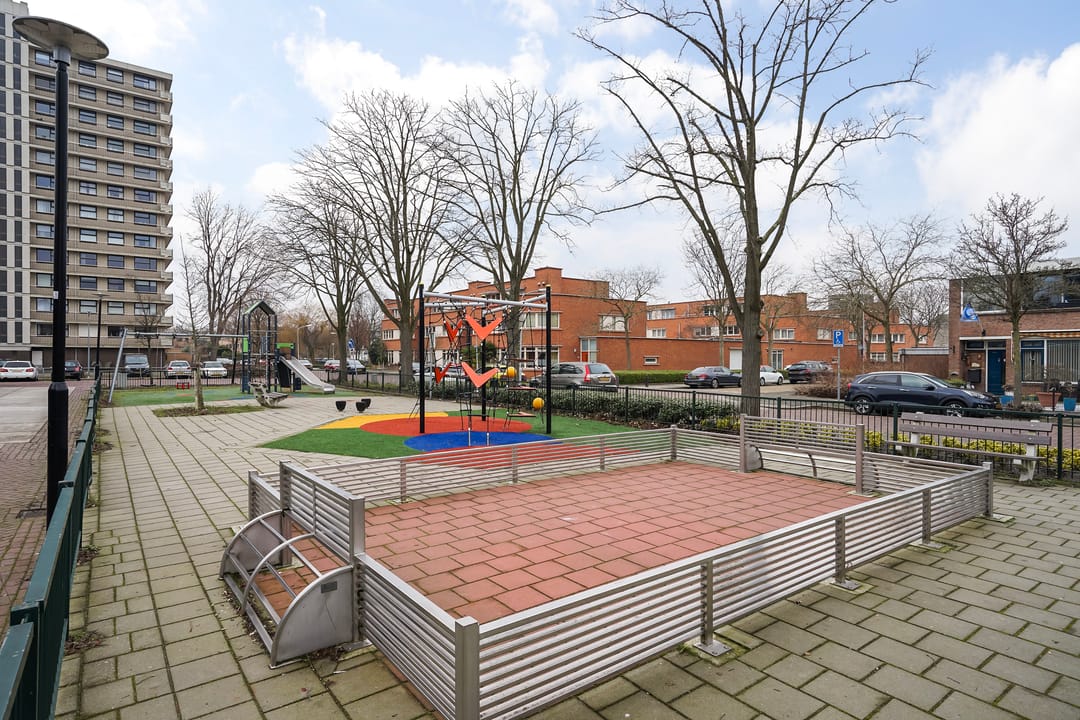 Foto 28 van Monseigneur van Steelaan 239