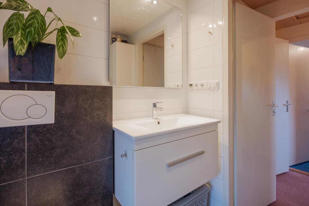 Photo 32 of Wielder 7