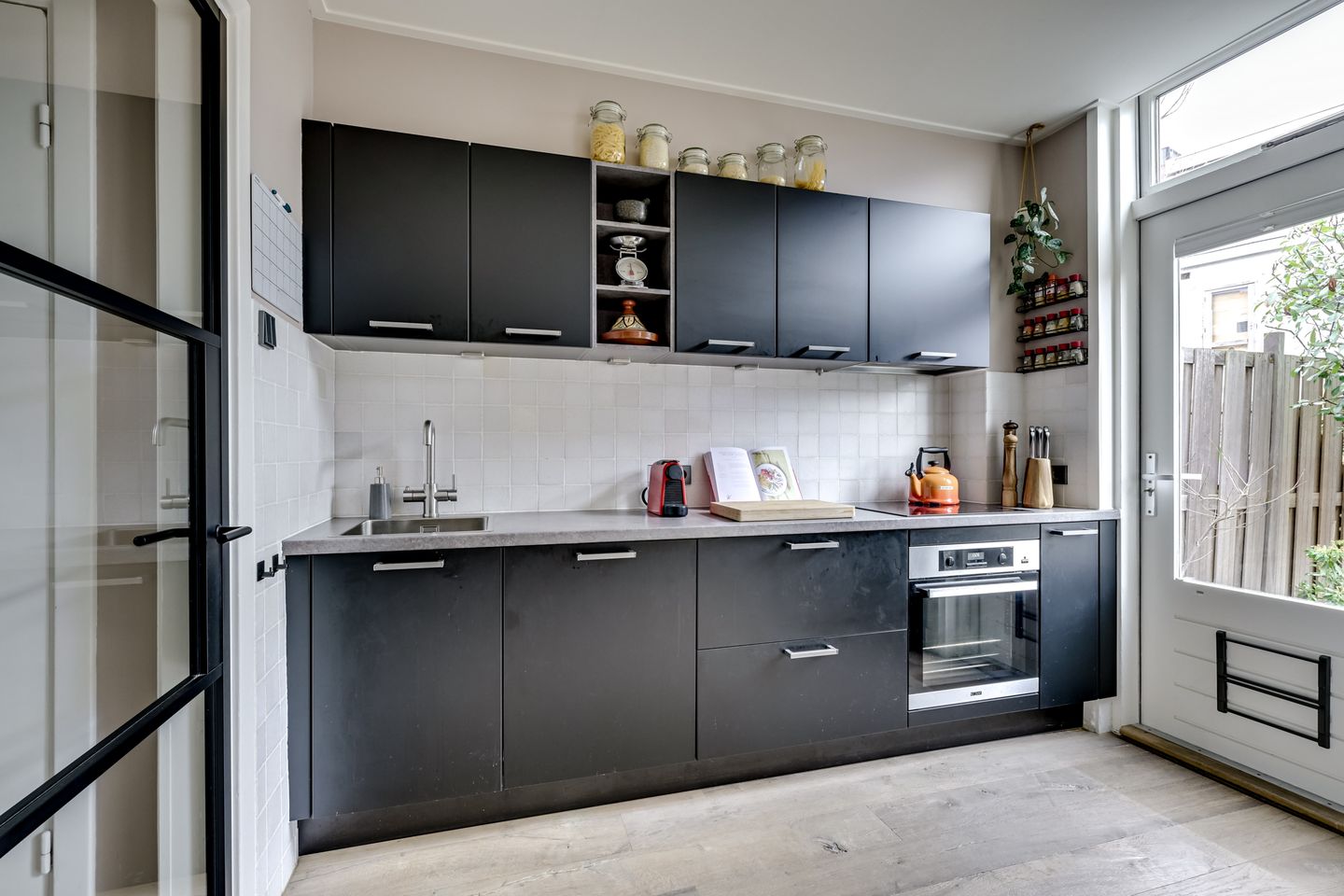 Foto 10 van Adelboldstraat 29