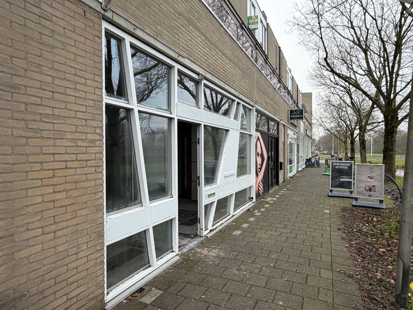 Bekijk foto 1 van Ouvertureweg 133