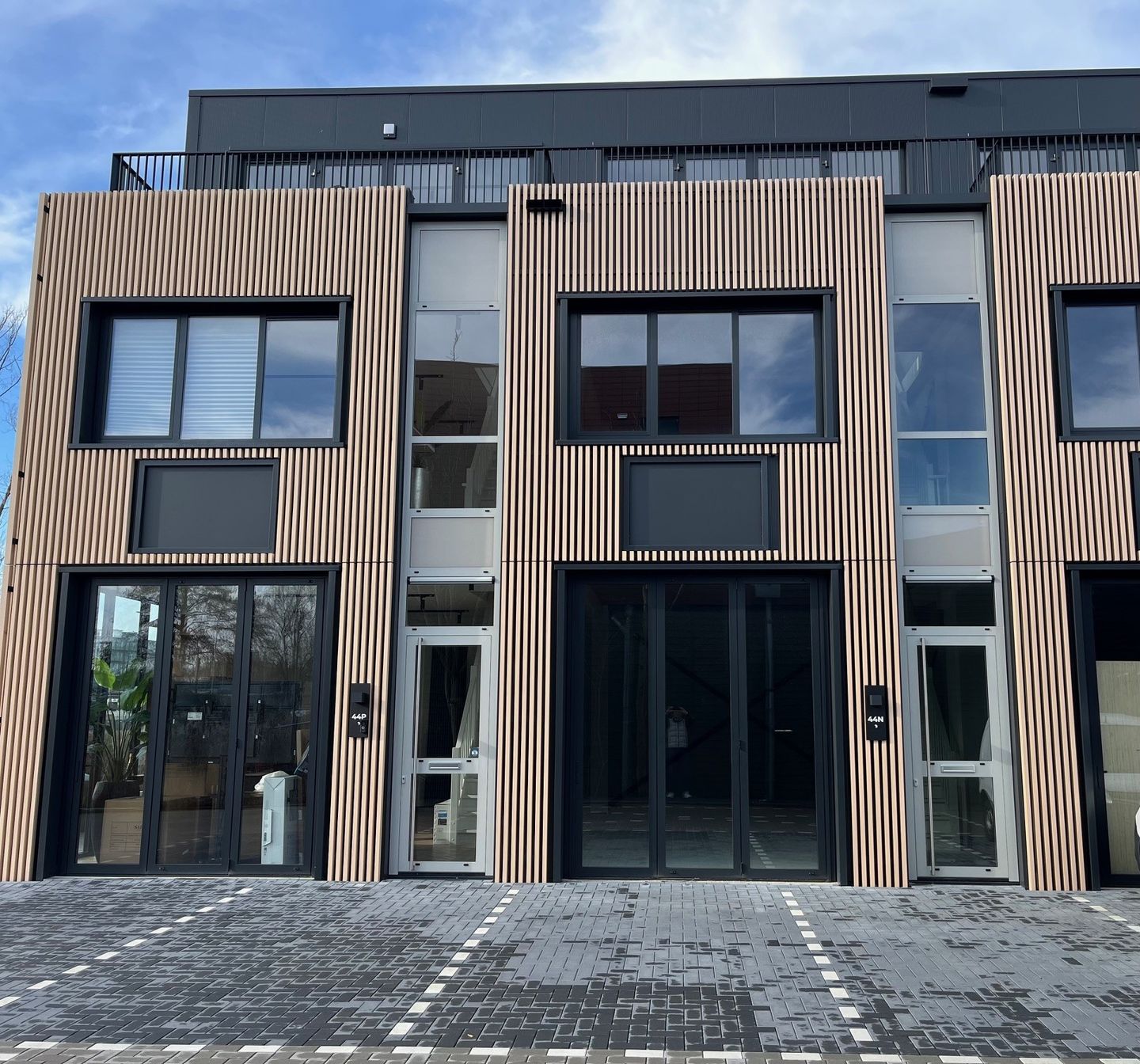 Bekijk foto 3 van Verrijn Stuartweg 44-N