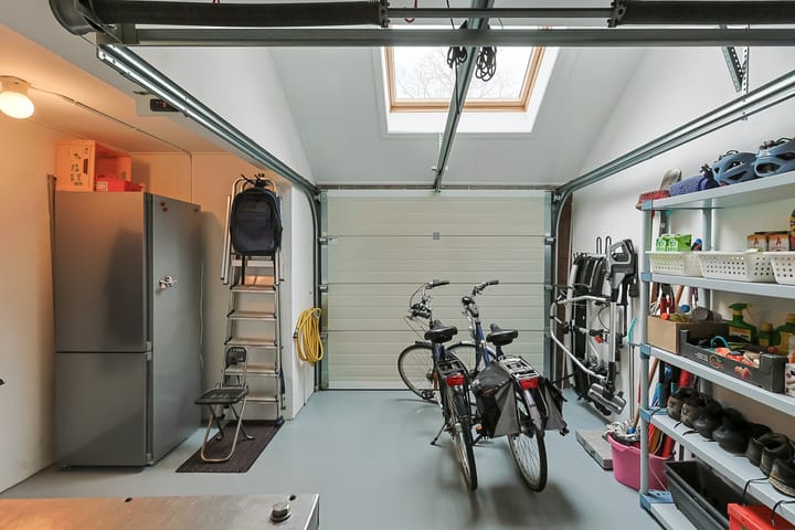 Foto 12 van Domela Nieuwenhuislaan 9