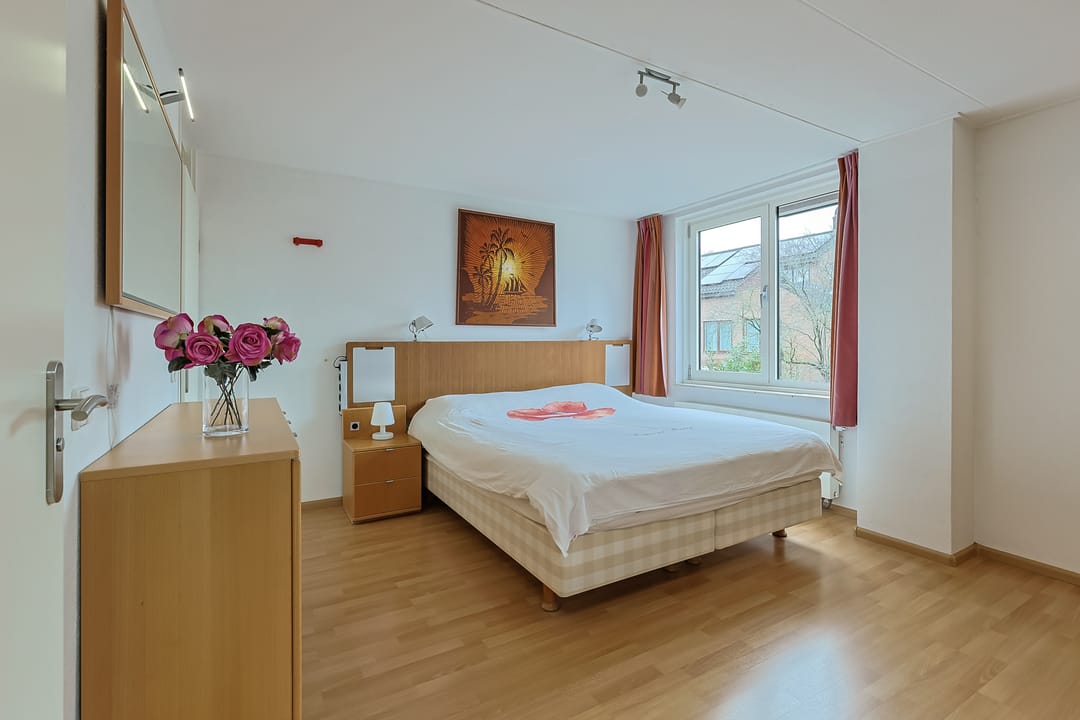 Foto 23 van Domela Nieuwenhuislaan 9