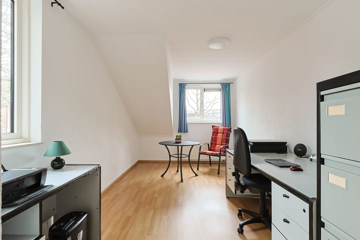 Foto 31 van Domela Nieuwenhuislaan 9