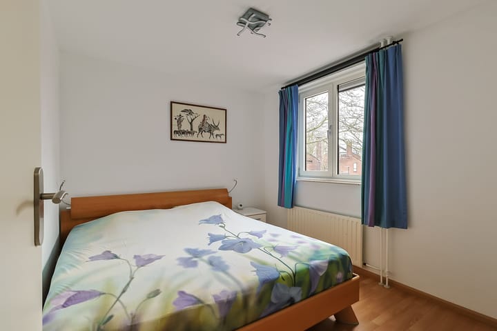 Foto 32 van Domela Nieuwenhuislaan 9